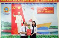 Chi bộ Phòng Tổ chức cán bộ, Thanh tra và Thi đua Khen thưởng kết nạp đảng viên mới