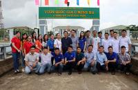 Chi đoàn TAND tỉnh Cà Mau về nguồn tại Vườn quốc gia U Minh Hạ