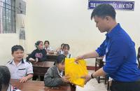 Chi đoàn TAND tỉnh Cà Mau tổ chức chương trình “Vui Tết trăng tròn – Trung thu cho con” 